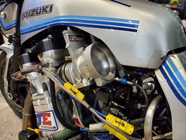 Suzuki GS Lectron Throttle Body EFI